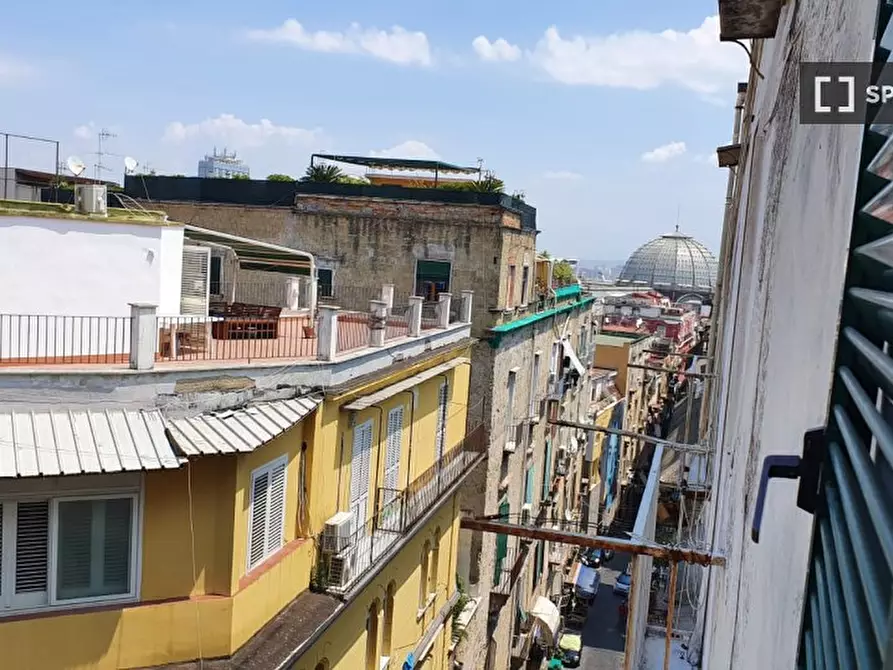 Immagine 5 di Appartamento in affitto  in Via Santa Teresella degli Spagnoli a Napoli