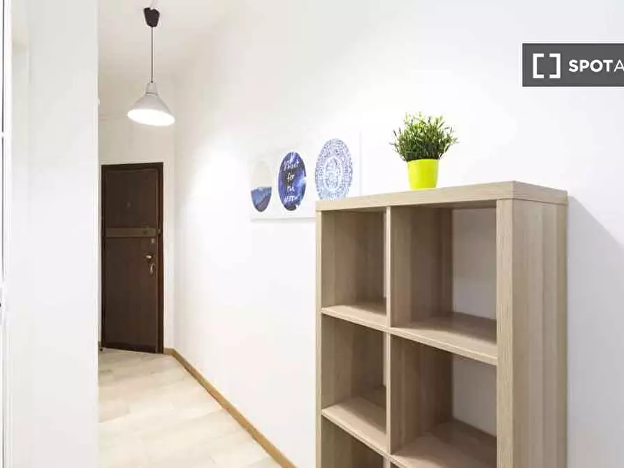 Immagine 14 di Camera condivisa in affitto  in Via Lorenteggio a Milano