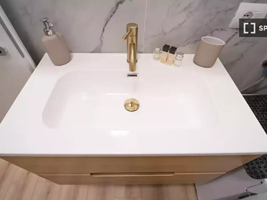 Immagine 17 di Appartamento in affitto  in Via Neera a Milano