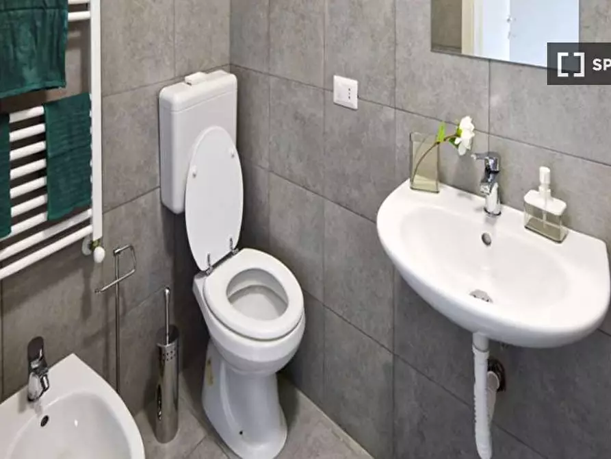 Immagine 16 di Camera condivisa in affitto  in Via Carlo Imbonati a Milano