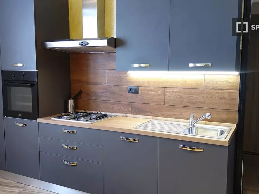 Immagine 14 di Camera condivisa in affitto  in Via Sesia a Torino