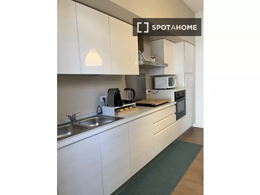 Immagine 8 di Camera condivisa in affitto  in Via Avellino a Padova