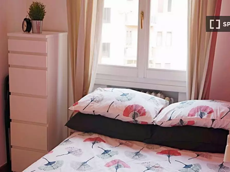 Immagine 2 di Camera condivisa in affitto  in Via Santa Croce a Bologna