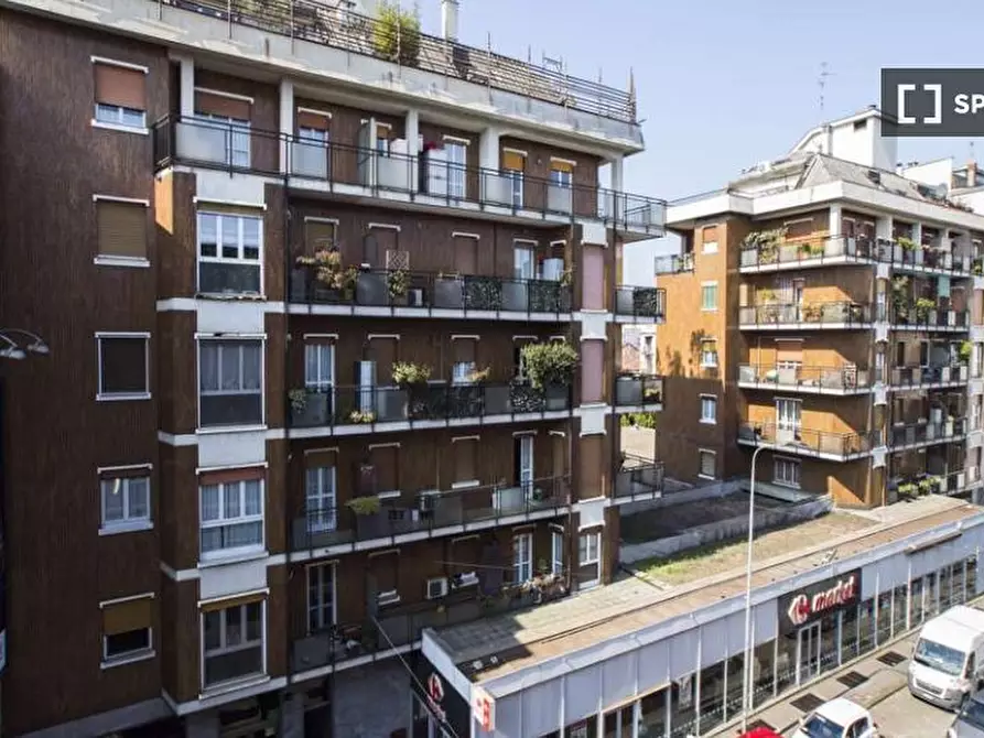 Immagine 4 di Camera condivisa in affitto  in Viale Carlo Espinasse Milan a Milano