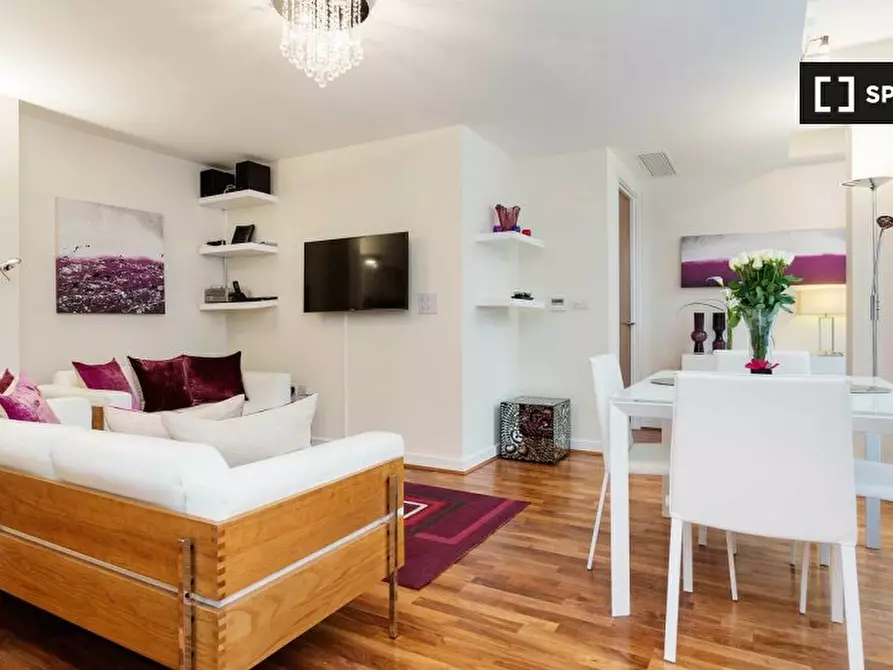 Immagine 1 di Appartamento in affitto  in Lamb's Passage a Islington