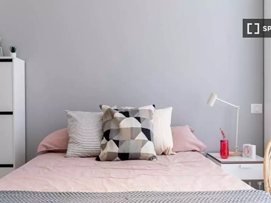 Immagine 5 di Camera condivisa in affitto  in Viale Bligny a Milano