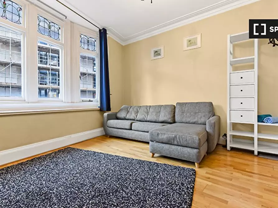 Immagine 2 di Appartamento in affitto  in George St a Richmond