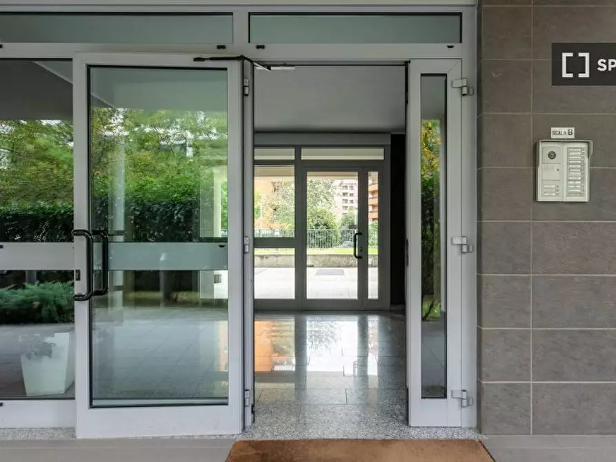 Immagine 17 di Appartamento in affitto  in Via del Futurismo a Milano