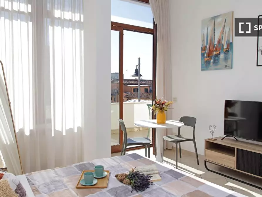 Immagine 13 di Appartamento in affitto  in Piazza G. Battista Grassi a Fiumicino