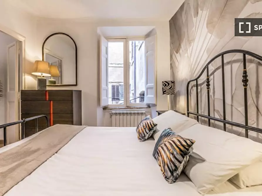 Immagine 14 di Appartamento in affitto  in Via Giulia a Roma