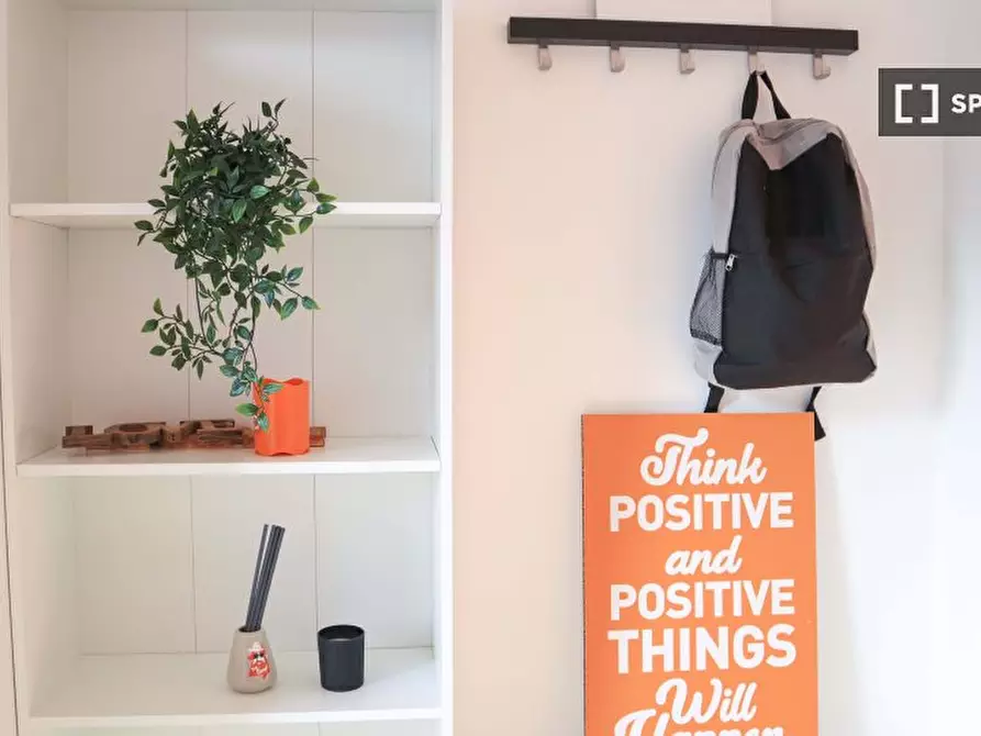 Immagine 4 di Camera condivisa in affitto  in Via Ariosto n a Cagliari