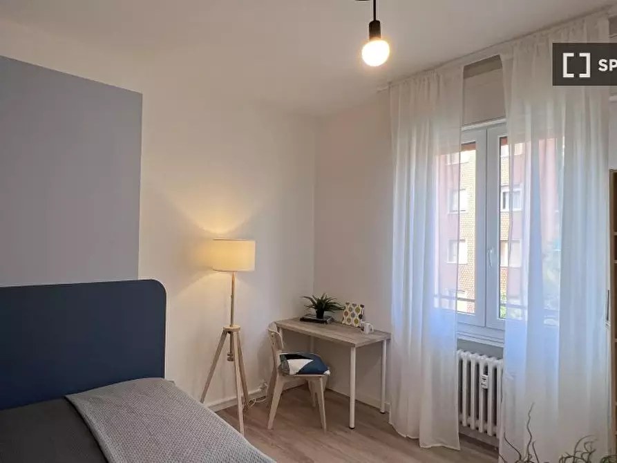 Immagine 1 di Camera condivisa in affitto  in Leandro Alberti a Bologna