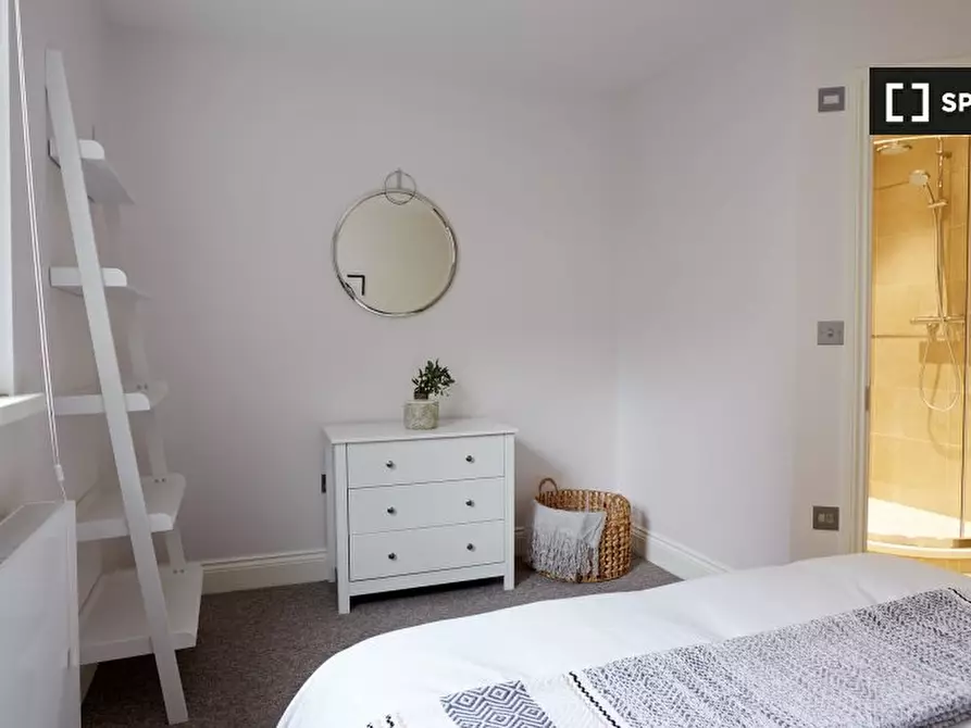 Immagine 8 di Appartamento in affitto  in Virginia House a Camden Town