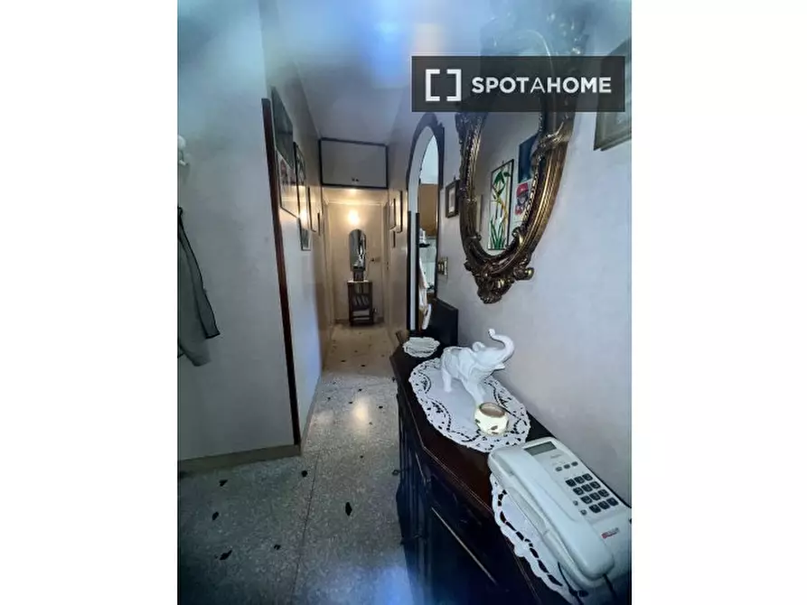 Immagine 10 di Camera condivisa in affitto  in Via Flavio Stilicone a Roma