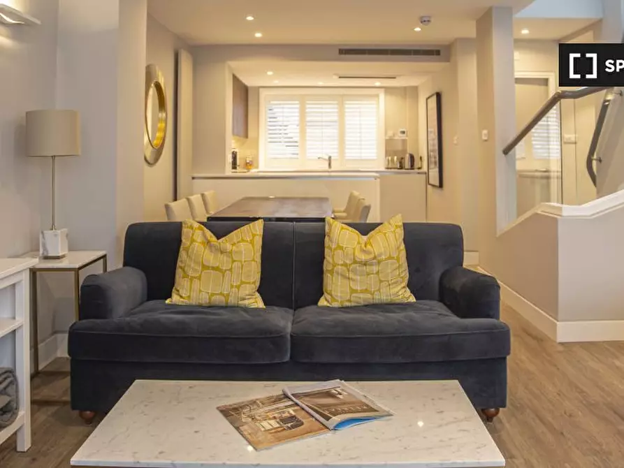 Immagine 14 di Appartamento in affitto  in Livonia Street a 