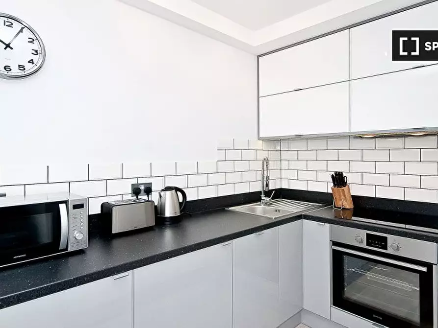 Immagine 6 di Appartamento in affitto  in Flat Heinze Building a Islington