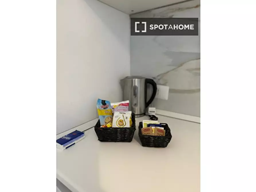 Immagine 3 di Ufficio in affitto  in Via Attilio Momigliano a Milano