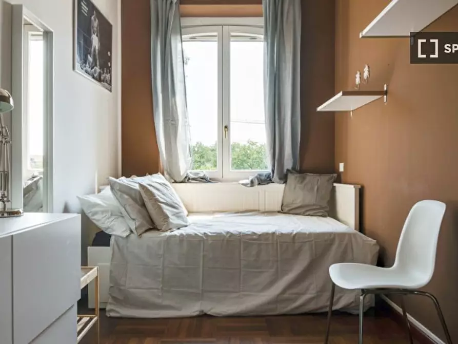 Immagine 2 di Camera condivisa in affitto  in Piazza Umanitaria a Milano