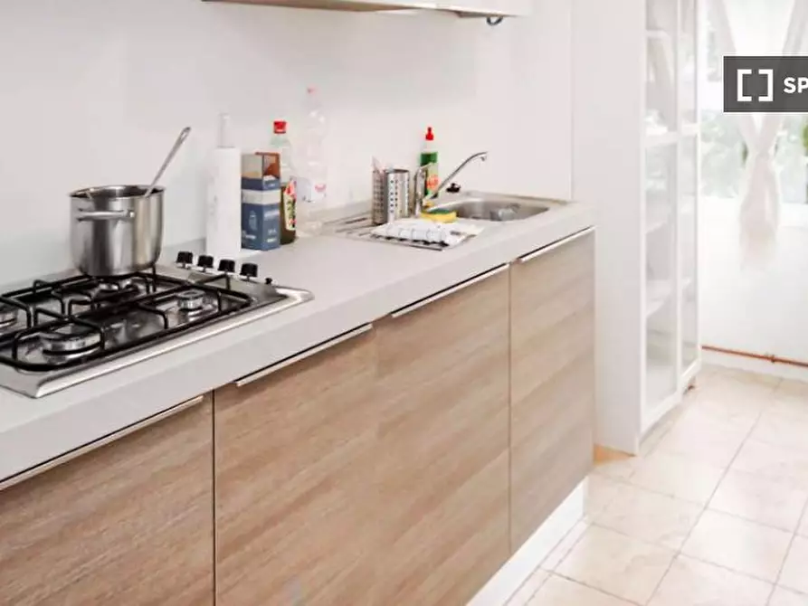 Immagine 1 di Camera condivisa in affitto  in Viale Tibaldi a Milano