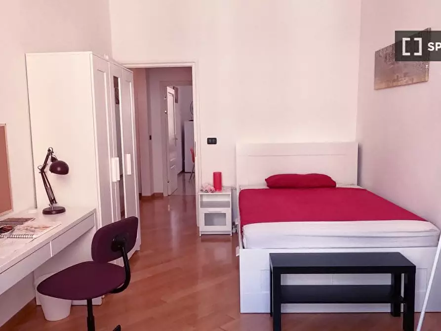 Immagine 4 di Camera condivisa in affitto  in Via IX Febbraio a Firenze