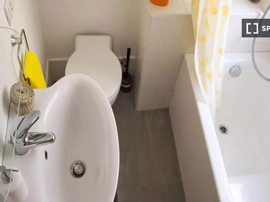 Immagine 6 di Camera condivisa in affitto  in Via Conca del Naviglio a Milano