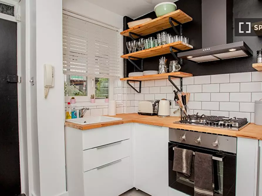 Immagine 18 di Appartamento in affitto  in Skinner St a Islington