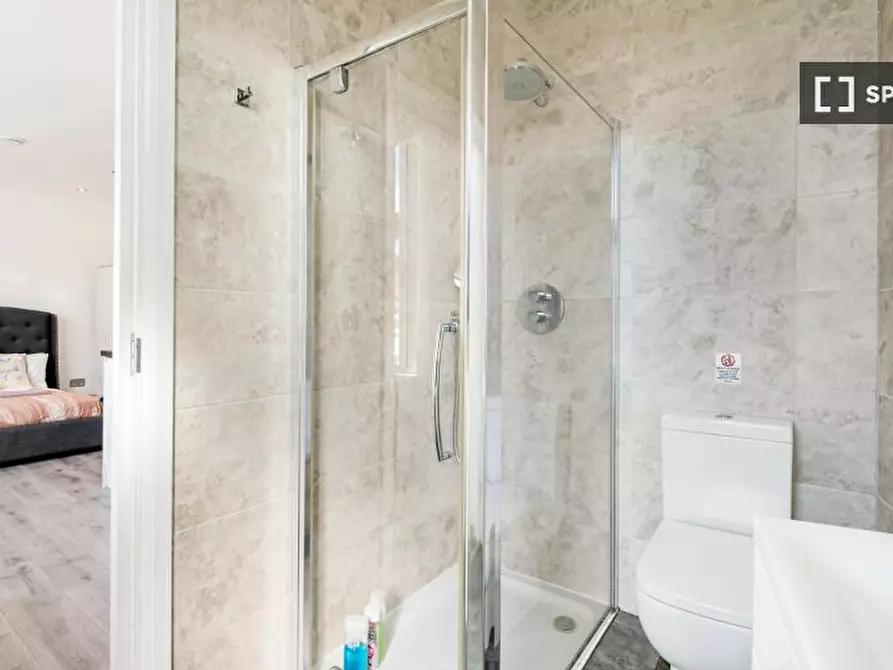 Immagine 11 di Ufficio in affitto  in a Southfield Rd a Hounslow