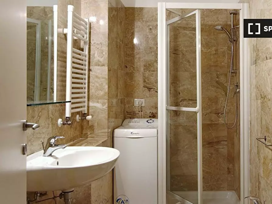 Immagine 3 di Ufficio in affitto  in Piazza Luigi di Savoia a Milano