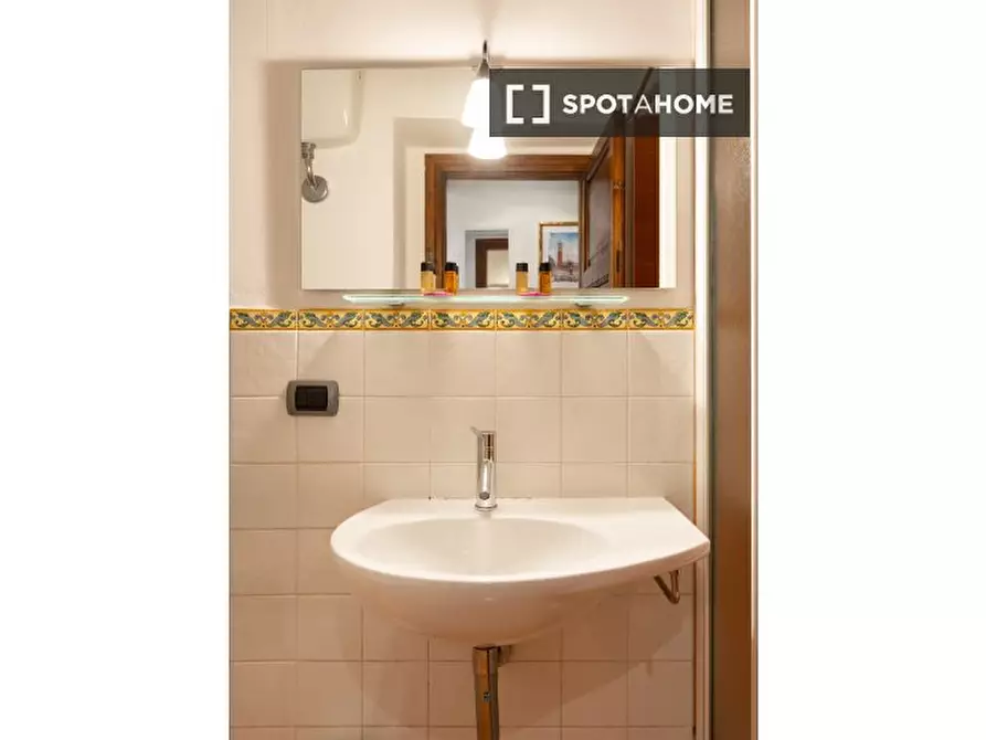 Immagine 10 di Ufficio in affitto  in Via del Corso a Firenze