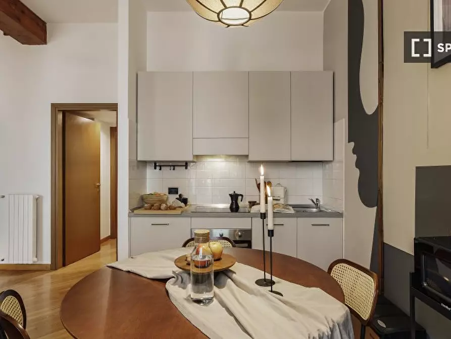 Immagine 6 di Appartamento in affitto  in Via dell'Orso a Milano