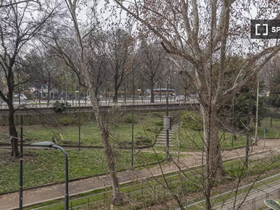 Immagine 2 di Ufficio in affitto  in Viale Vittorio Veneto a Milano