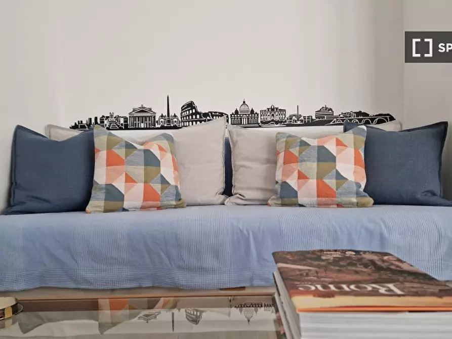 Immagine 11 di Appartamento in affitto  in Via Tacito a Roma