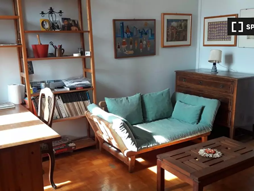 Immagine 2 di Camera condivisa in affitto  in Via Treviso, 00161 Roma RM, Italy a Roma