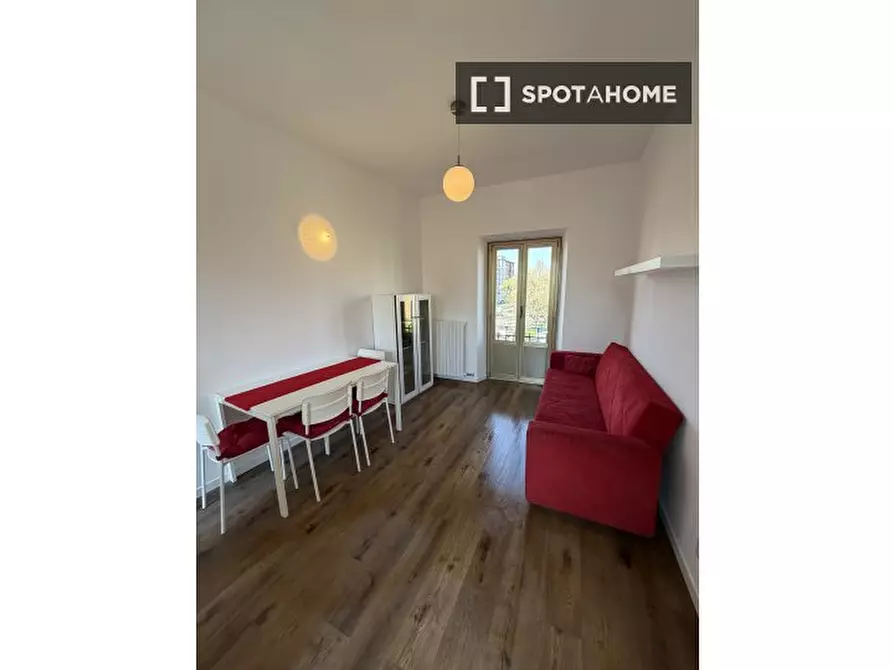 Immagine 1 di Appartamento in affitto  in Via Ascanio Sforza a Milano
