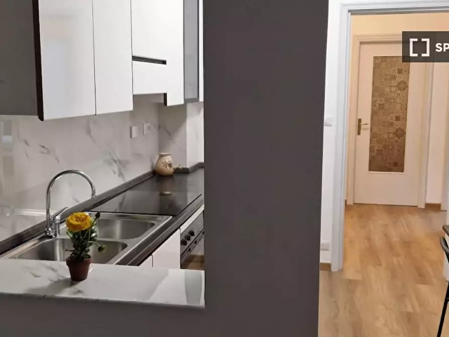 Immagine 5 di Camera condivisa in affitto  in Via Cortemilia a Torino