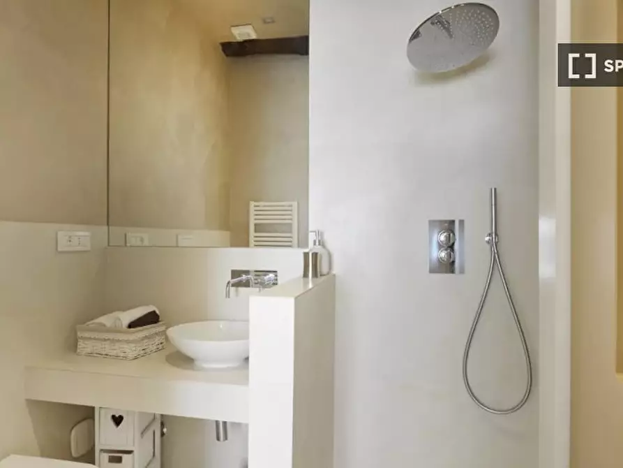 Immagine 17 di Appartamento in affitto  in Via Santo Stefano a Bologna