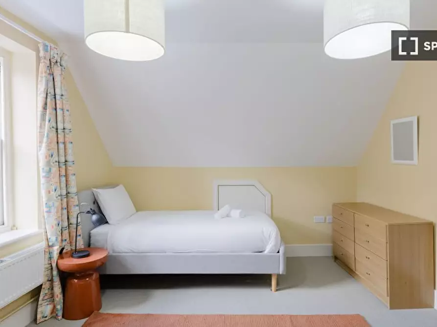 Immagine 16 di Appartamento in affitto  in flat a Poplar