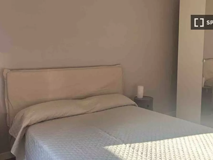 Immagine 2 di Camera condivisa in affitto  in Viale Giovanni Battista Valente a Roma