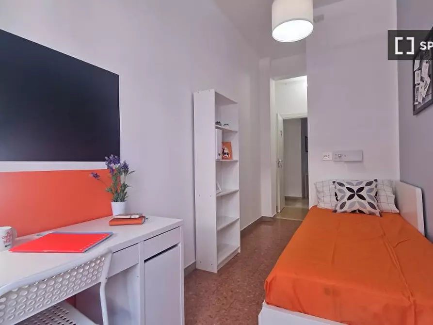 Immagine 5 di Camera condivisa in affitto  in Lungotevere di Pietra Papa a Roma