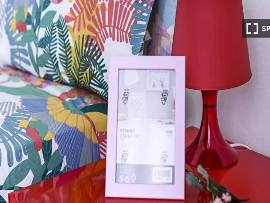 Immagine 3 di Camera condivisa in affitto  in Via Valenza a Milano