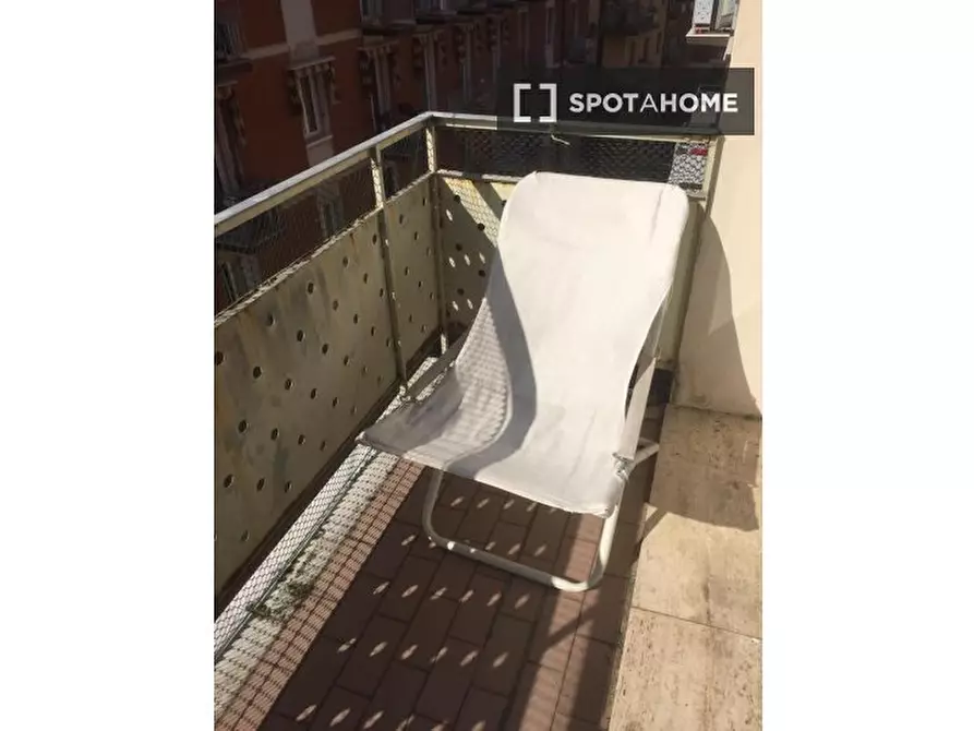 Immagine 3 di Camera condivisa in affitto  in Via Santa Croce a Bologna