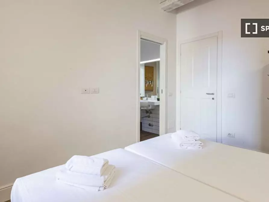 Immagine 10 di Appartamento in affitto  in Via degli Alfani a Firenze