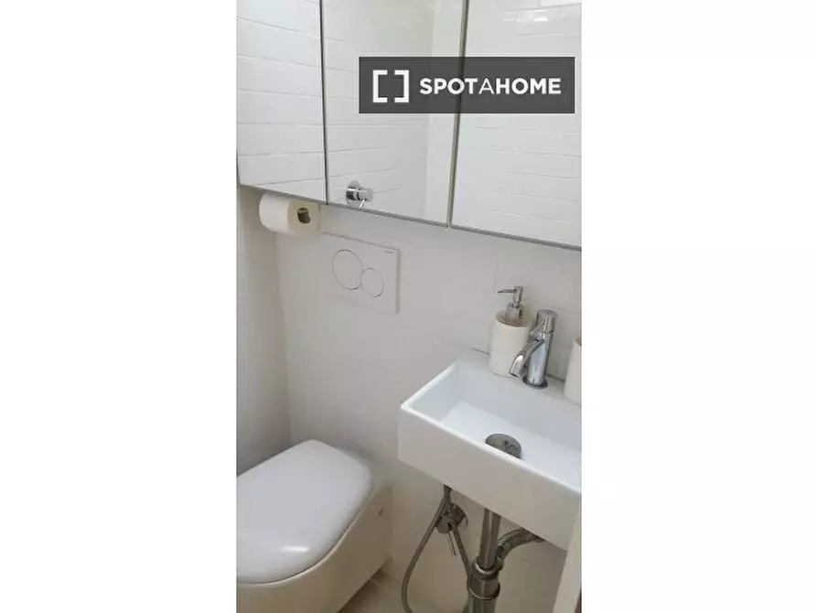 Immagine 12 di Ufficio in affitto  in Piazza della Repubblica a Torino