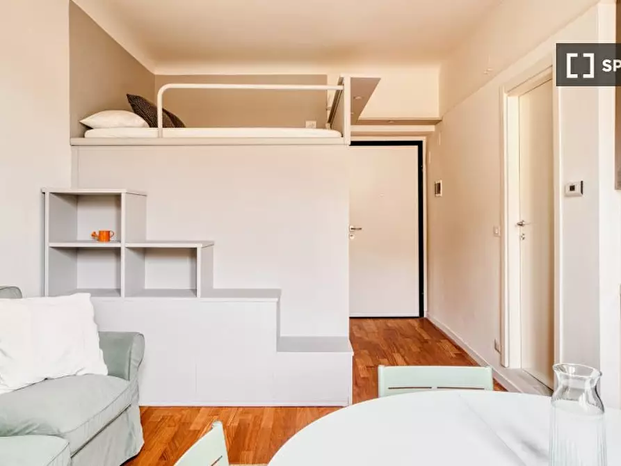 Immagine 1 di Ufficio in affitto  in Via Giuseppe Meda a Milano