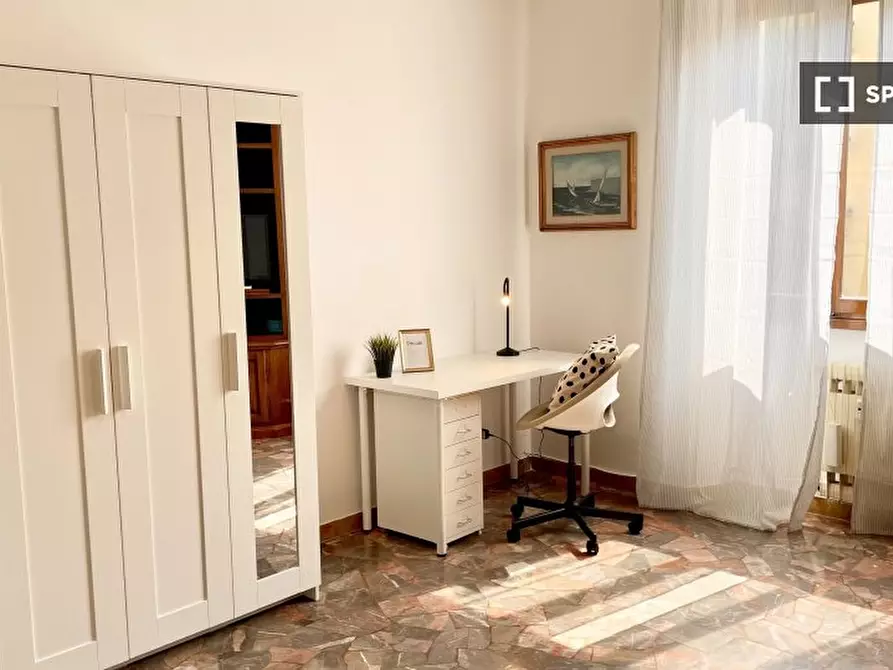 Immagine 7 di Camera condivisa in affitto  in VIA CADUTI DI CEFALONIA a Firenze