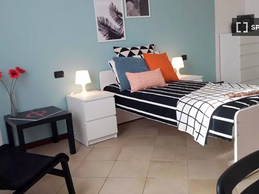 Immagine 3 di Camera condivisa in affitto  in Cesare Battisti a Brescia