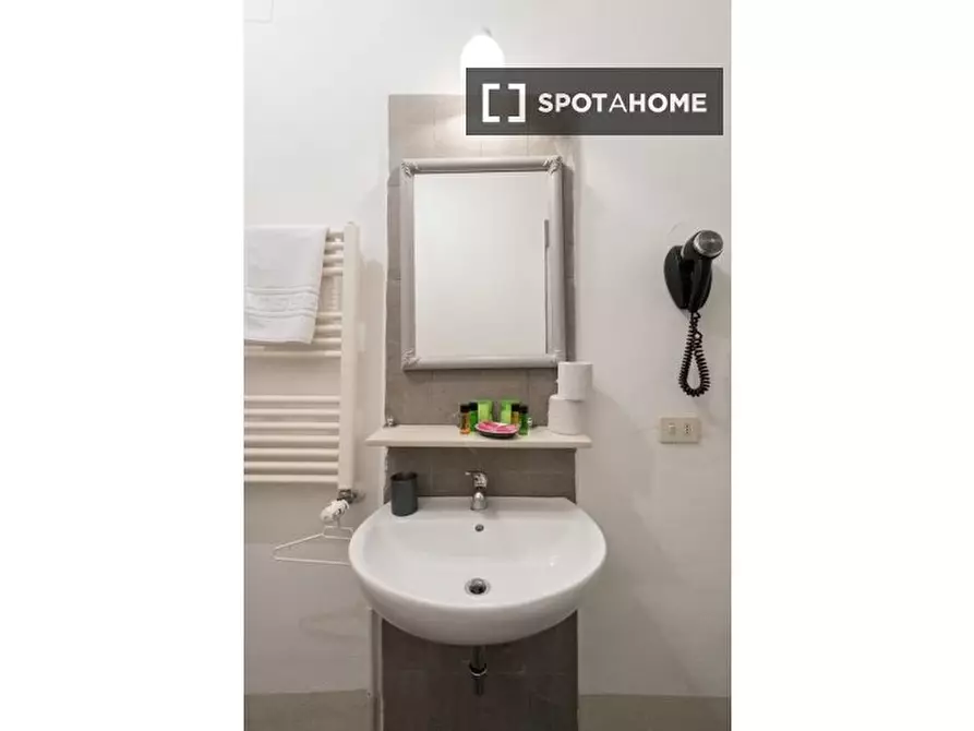 Immagine 11 di Appartamento in affitto  in Via Fiesolana a Firenze