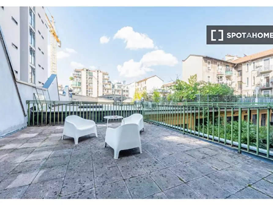 Immagine 19 di Camera condivisa in affitto  in Viale Giovanni da Cermenate a Milano