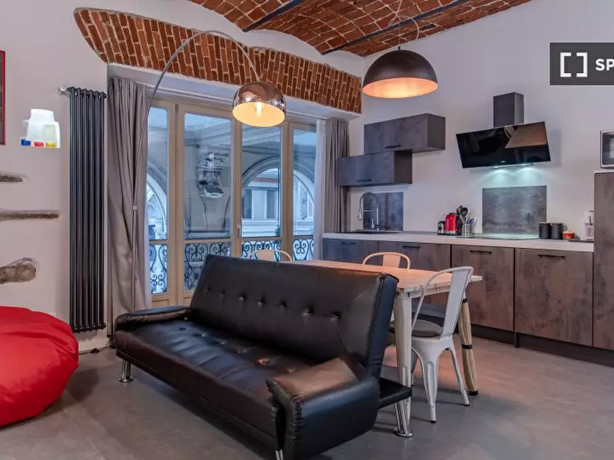 Immagine 1 di Appartamento in affitto  in Via Giuseppe Barbaroux a Torino