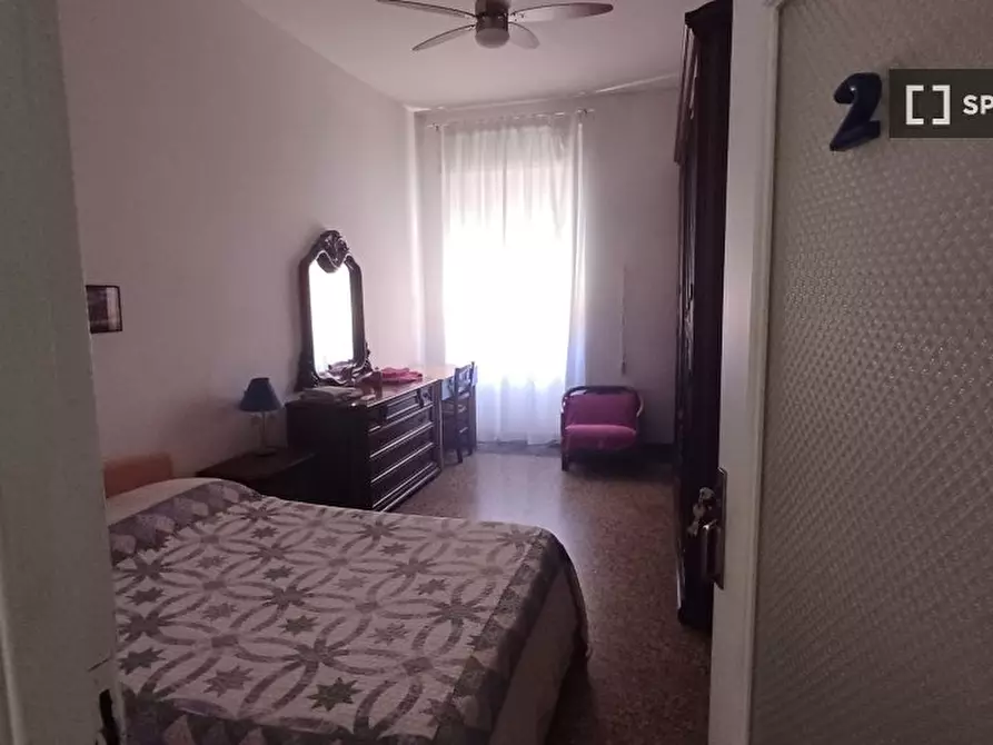 Immagine 1 di Camera condivisa in affitto  in Via Costituzione a Cagliari